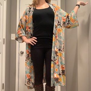 Forever 21 - Long Kimono